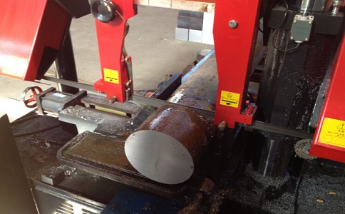 长洲卧式带锯床加工时出现明显振荡如何排查？